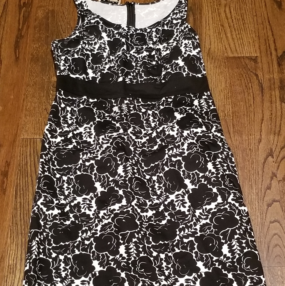 Peck & Peck Black White Floral Dress Sz 6